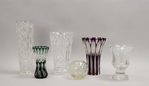 6 Tischvasen, Kristallglas geschl., Glas teils farbig überf.; Höhe 11 cm - Höhe 38 cm