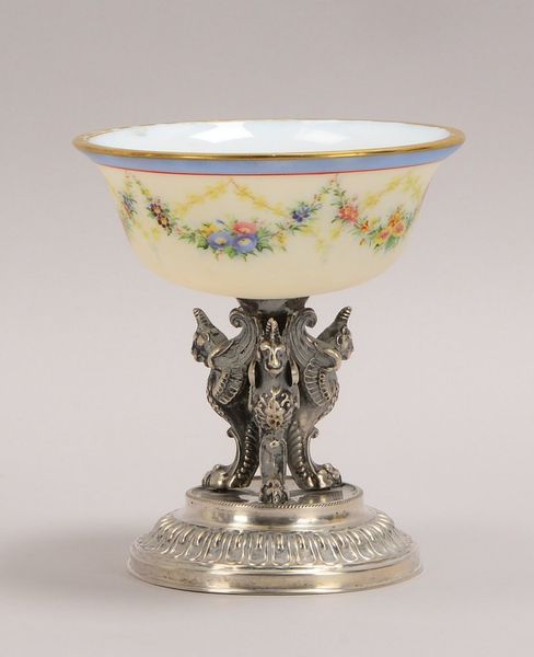 Tischaufsatz-Schale, Kuppa mit feiner flor. Malerei, auf Silber-Stand (gepr.); Ø 13,5 cm