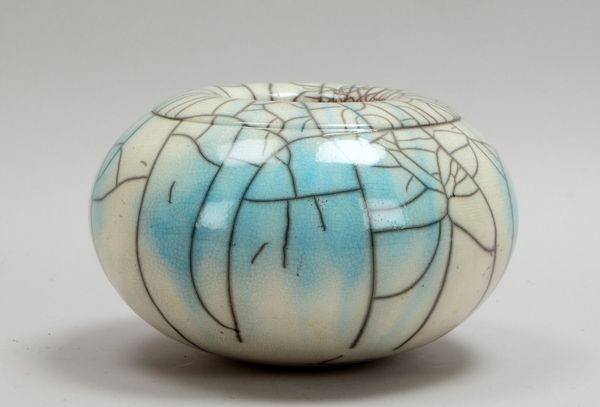 Mindermann, M., Künstler-Keramikvase, Raku-Technik, dat./Künstlersignet; Höhe 16 cm