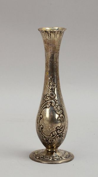 Tischvase, 800 Silber, mehrf. punziert (u.a. Manufakturpunze 'Bekröntes A im Kreis'); Gew. 217 g
