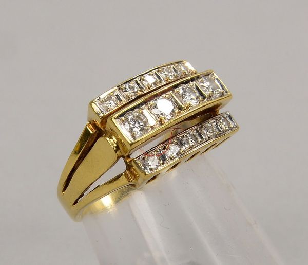 Ring, 585 GG (gest.), mit 14x Brill./zus. ca. 0,56 ct; RG 52, Gew. 5,70 g