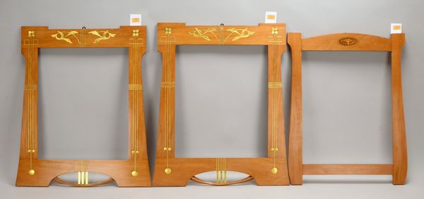 3 Bilderrahmen, Holz beschnitzt, goldstaffiert; Innenmaße jeweils ca. 58,5 x 48,5 cm