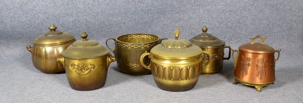 6 Bowlengefäße, Messing/Kupfer, Jugenstil-Ornamentik, versch. Größen/1x mit Glas