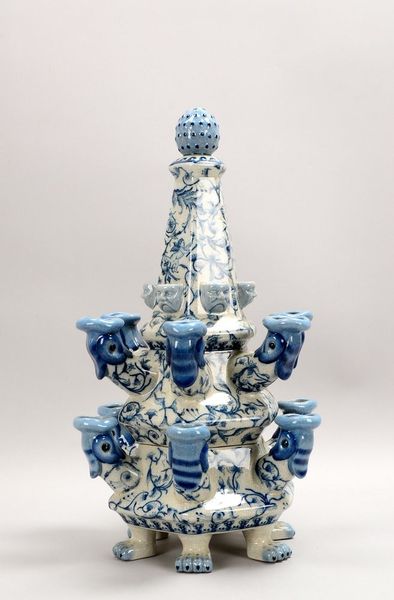 Porz.-Tulpenvase (Niederlande - Bodenmarke ungedeutet), 2-tlg., figürl.; Höhe 56 cm
