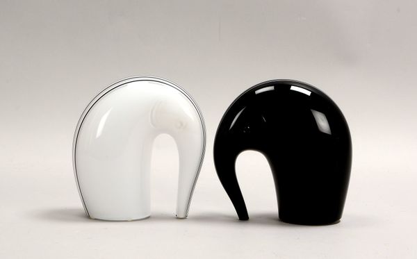 Bisazza Vetro (Murano), 2 s/w Glasfiguren, stilis. 'Elefanten', Entw. Livio Seguso