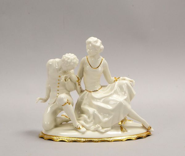 Hutschenreuther, Porz.-Figur, 'Der Handkuss', Entw. Carl Werner (um 1930)
