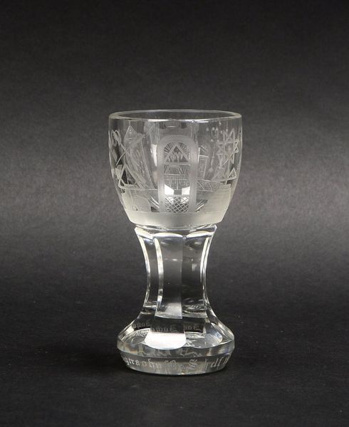 Sammler-Logenglas, mit geschl. 'Freimaurer'-Symbolen, mit Widmung; Höhe 14 cm