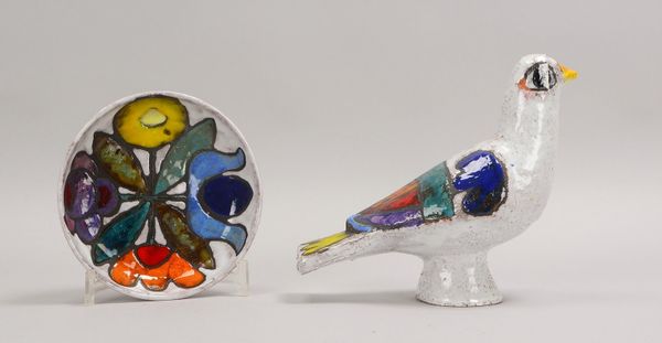 Weichberger, Heide, Keramikfigur, 'Taube', Höhe 22 cm; und kl. Teller; Ø 19 cm