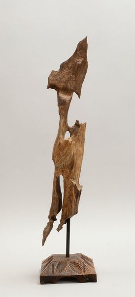 Stemme, Janina, 'Arganstele', Arganholz, Figur auf Holzsockel; Höhe 63 cm