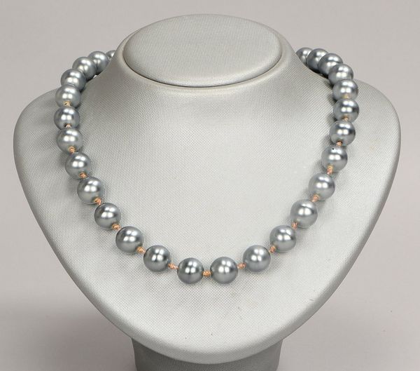 Tahitiperlenkette, Ø Perlen 12 mm, einzeln gekn., Magnetschließe; Länge 46 cm