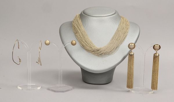 Schmuckset, Silber: Collier, Länge 44 cm, Ohrhänger und Ohrstecker; Gew. 140 g