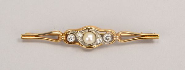 Brosche/Nadel, 585 RG/WG (gest.), mit Diamantbesatz; Länge 6 cm, Gew. 5,80 g