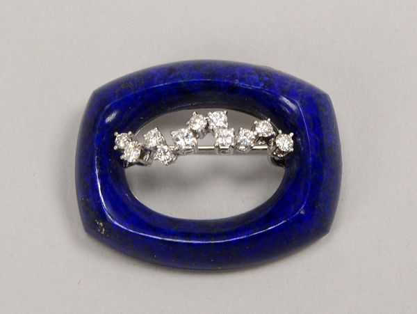 Brosche, 750 WG (gest.), mit Lapislazuli und 11x Brill./zus. ca. 0,70 ct; Gew.18,9 g