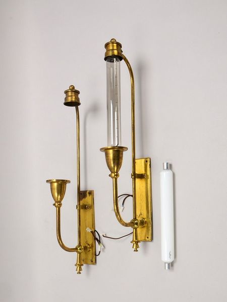 Paar Kirchen-Wandleuchter, Messing, mit zusätzl. Teilen - nicht gepr.; Länge 60 cm