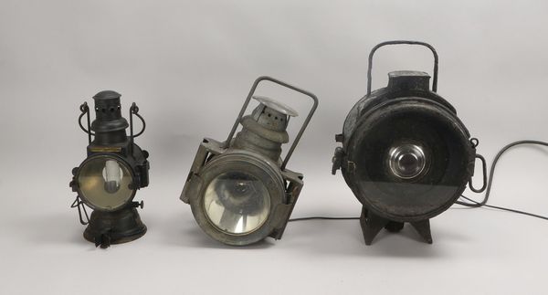 Konvolut alter Eisenbahnerlampen, versch. Größen, 3 Stück - Fkt. ungeprüft!