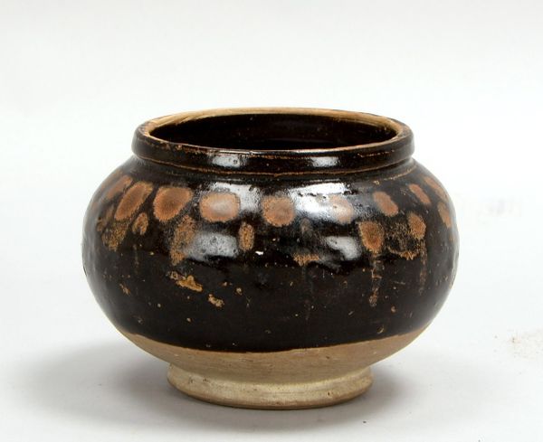 Kl. Übertopf/Medizinschale (China), Steinzeug, teils mit schwarzer Glasur; Ø 8,5 cm