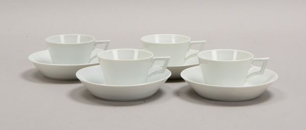 Meissen (Knaufzeit, 2-gestr.), 4x Kaffeetassen mit Untertassen, Weißporz.