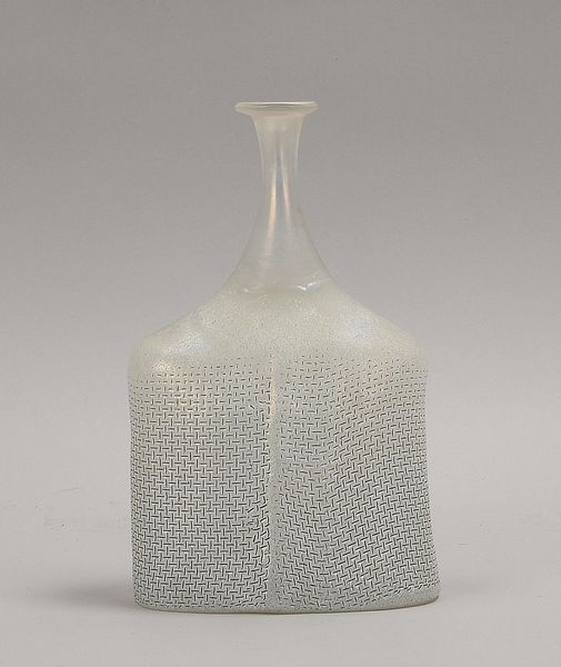 Kosta Boda-Glasflasche/Vase, Klarglas mit 2-f. Überfang, Entw. Bertil Vallien, '47863'
