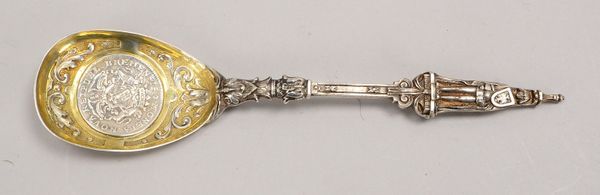 Prunklöffel, 800 Silber, mit Bremer Münze und figürl. Stielende ('Roland'); Gew. 85 g