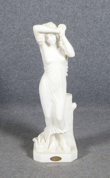 Marmorskulptur, 'Junge Frau...', teils poliert, auf Sockel - schwere Ausf.!; Gew. 55 kg