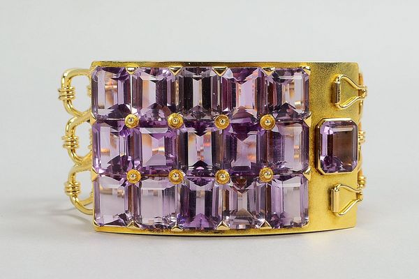 Armband, 585 GG (gest.), 16x brasil. Amethyste/10 x 12 mm, Steckschließe, Gew. 91 g