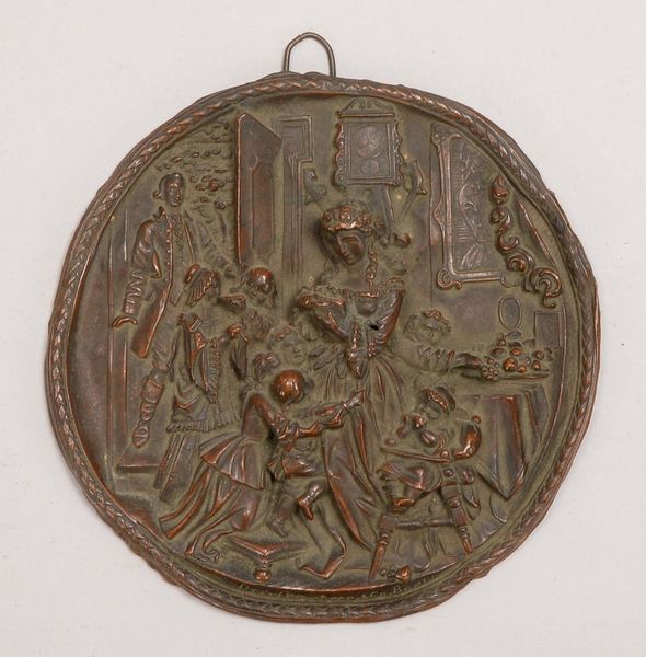 Wandrelief (um 1880), szen. Darst., 'Vornehme Familie', Weißmet. bronziert, sign.; Ø 13 cm