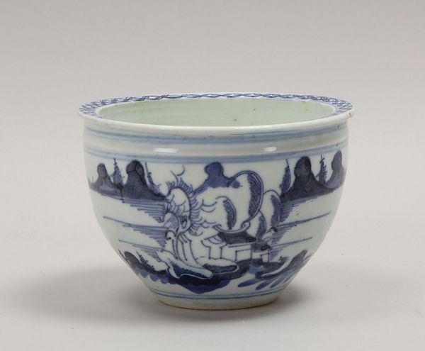 Keramikschale/Topf (China), alt, blaue Unterglasurmalerei auf seladonf. Grund; Ø 16,5 cm