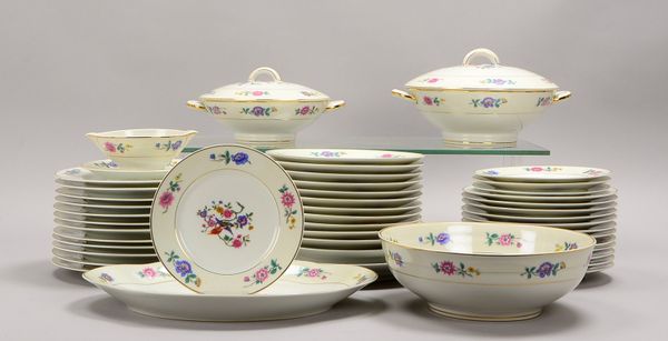 Ch. Field Haviland/Limoges, Speiseporz., polychr. Dekor, elfenbeinf. Rand, für 12 Pers.