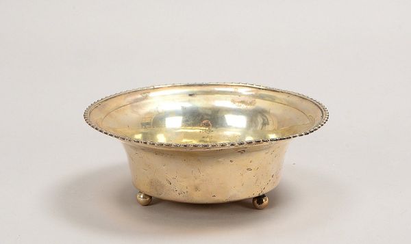 Silberschale, 925 Sterling Silber, hochwandiges Gefäß auf drei Kugelfüße, Durchmesser Ø 14,5 cm; Gew