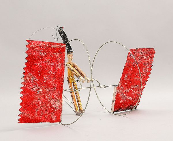 Roure, Roland, 'Flieger', 3D-Mat.-Assemblage, Holz/Blech, farbig gef.; Höhe 42 cm