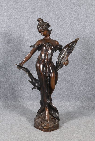 Bronze, 'Junge Dame im fließenden Gewand', auf Wellensockel, sign.; Höhe 114 cm