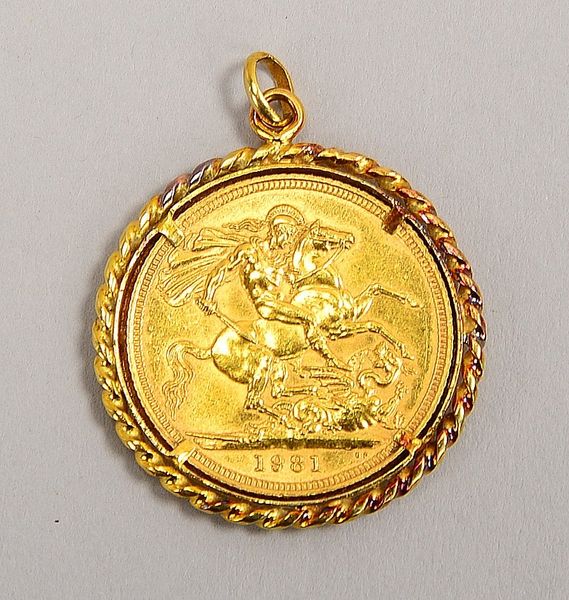 Goldmünze (GB), '1 Sovereign - Elizab. II, 1981', Gew. 7,98 g; 585 GG-Fassung, Gew. 2,35 g