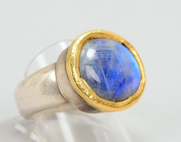 Lars Jensen, Designer-Ring, Gold/Silber, mit einzelnem Labradorit; RG 65, Gew. 25 g