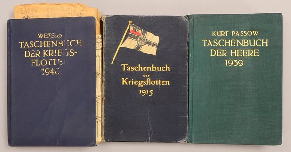 'Taschenbuch der Kriegsflotten' (1915 und 1940); und 'Taschenbuch der Heere' (1939)