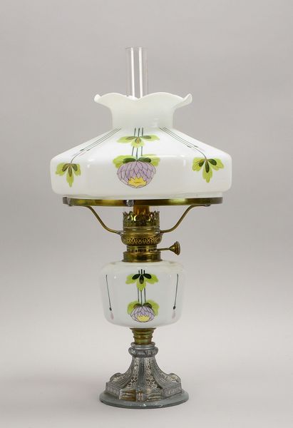 Petroleumlampe (Art déco-Ausf.), Opalglas-Korpus/Schirm, Schirm flor. bemalt