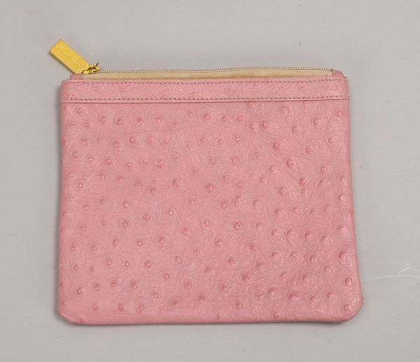 Angel Reinares, Designer-Abendtasche, roséf. Straußenleder; Maße ca. 22 x 18 cm