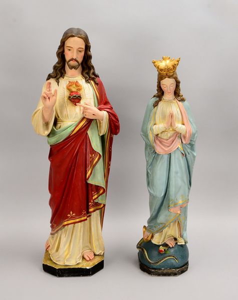 2 sakrale Figuren, Gips farbig staff., 'Jesus', Höhe 75 cm; und 'Maria', Höhe 67 cm
