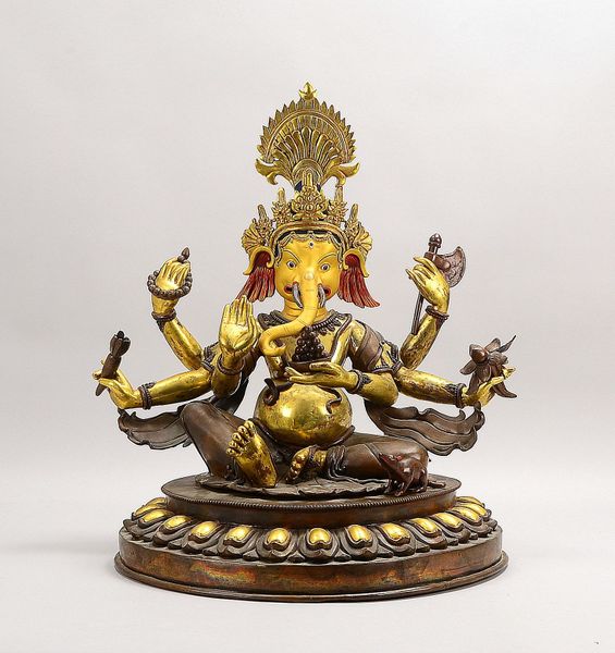 2-tlg. Bronzeskulptur, '6-armiger Ganesha' (mit Handattr.), 2-farbig, auf Lotussockel