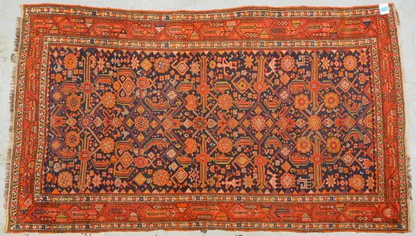 Malayer, älter, Maße 210 x 120 cm (mit Gebrauchsspuren und kl. Restaurationen)