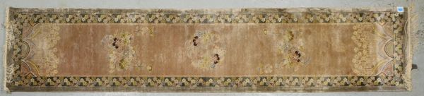 Orientgalerie (China), Seide; Maße 340 x 71 cm
