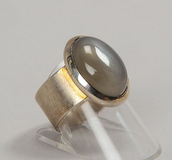 Designer-Bandring (Goldschmiedearbeit), 925 Sterlingsilber (gest.), mit Mondstein