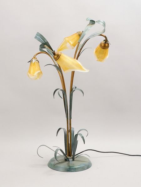 Stehlampe, 4-fl., Metall, 4x Glaskelche ('Blüten'), teils farb. gefasst, mit Schnurschalter