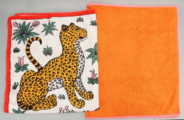 Hermès/Paris, 2 Designer-Badetücher, Frottee, jeweils mit Dekor; 1x Maße 93 x 146