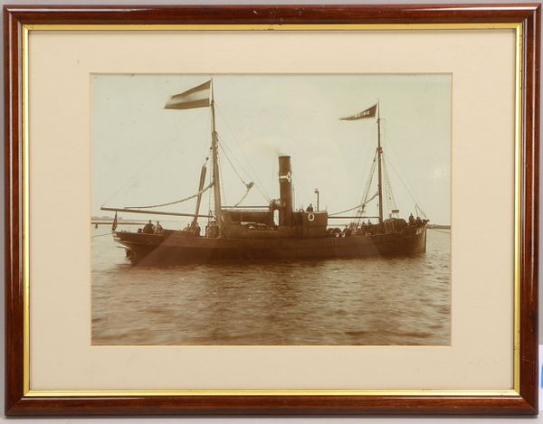Fotografie, 'Fischdampfer 'Union' der AWI/Aurich-Wilhelmshavener Reederei'