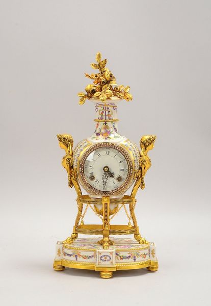 Kaminuhr, V&A 'Marie-Antoinette', Schlag auf Glocke/Schlüsselaufz.