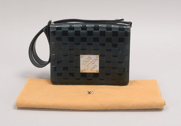 Louis Vuitton-Schultertasche, 'Cabaret Damier Vernis', 'M 92124', petrolgr. Leder, neuw.