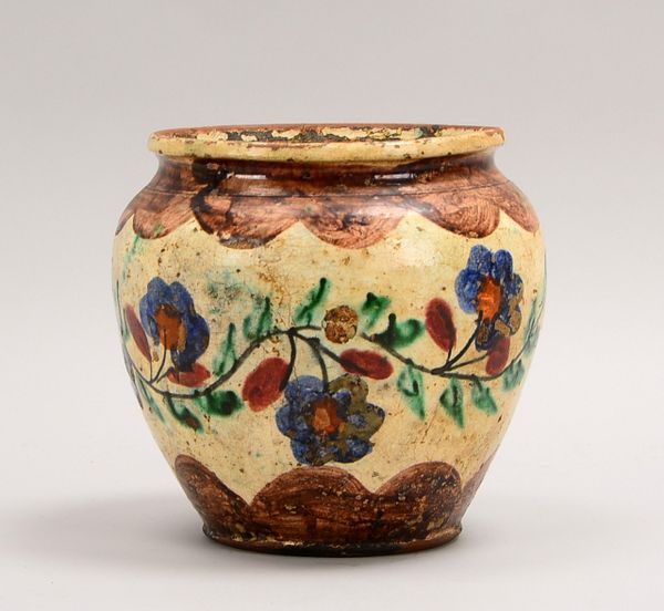 Alter Übertopf (wohl Persien), Steinzeug glasiert, mit floralem Dekor; Höhe 20,5 cm, Ø 20 cm