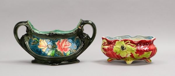 2 Jardinièren (Jugendstil), Steinzeug mit farbiger/floraler Glasur, 1x Saargemünd