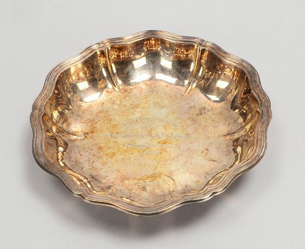 WMF-Schale, 835 Silber, Barockrand, im Spiegel graviert ('Ehrenpreis...'); Gew. 325 g