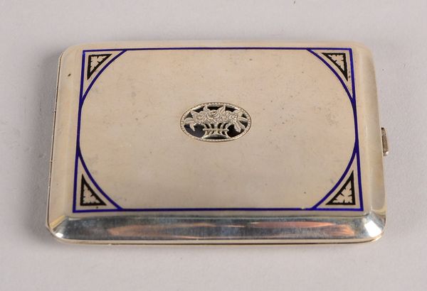 Zigarettenetui, Silber, scharn. Deckel/partiell emaill.; Maße 8 x 10 cm, Gew. 145 g